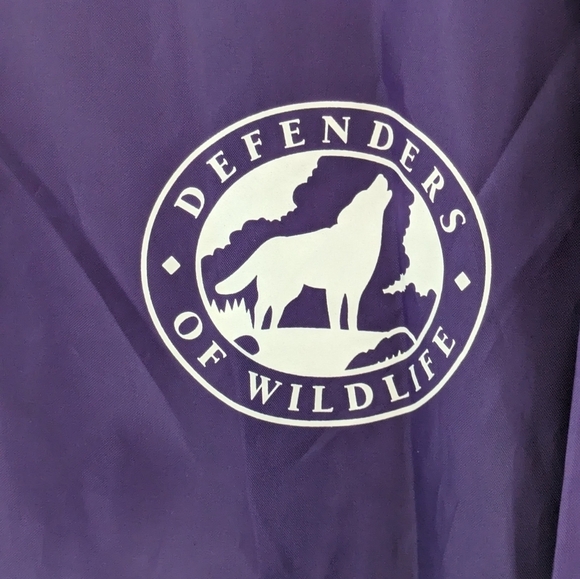 Defenders of Wildlife Vented back purple long hooded windbreaker One Size NWT - Picture 4 of 5